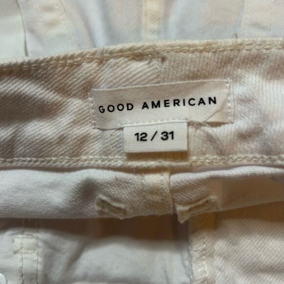 Good American Bombshell Cutoff Denim Shorts White 12/31 High Rise Distressed - Picture 3 of 6